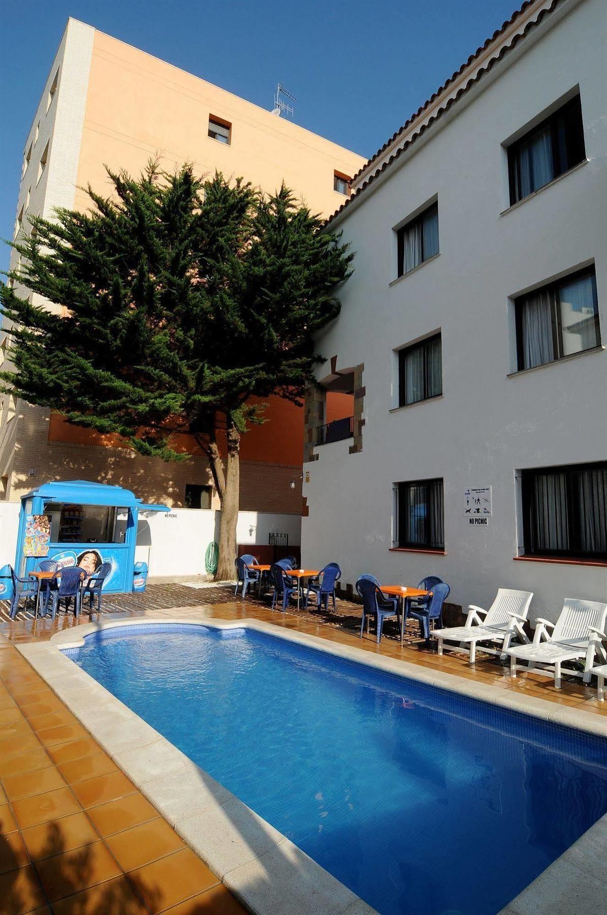 Apartamentos Ar Caribe Lloret de Mar Ngoại thất bức ảnh