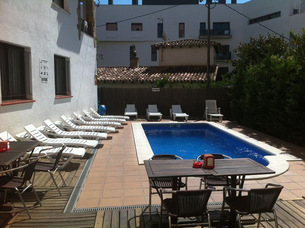 Apartamentos Ar Caribe Lloret de Mar Ngoại thất bức ảnh