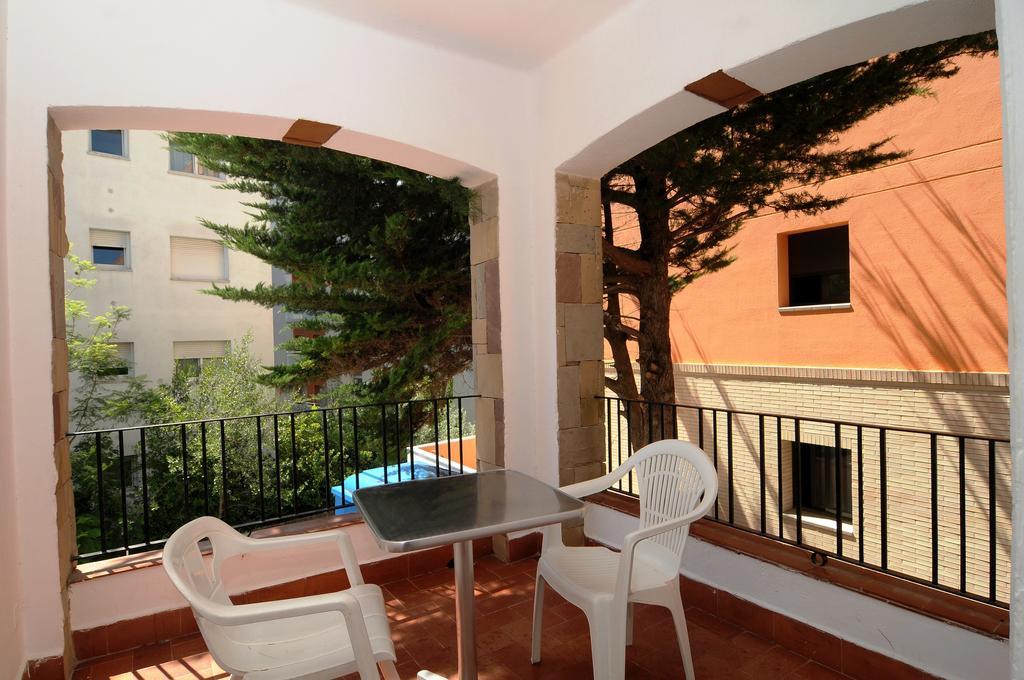 Apartamentos Ar Caribe Lloret de Mar Ngoại thất bức ảnh