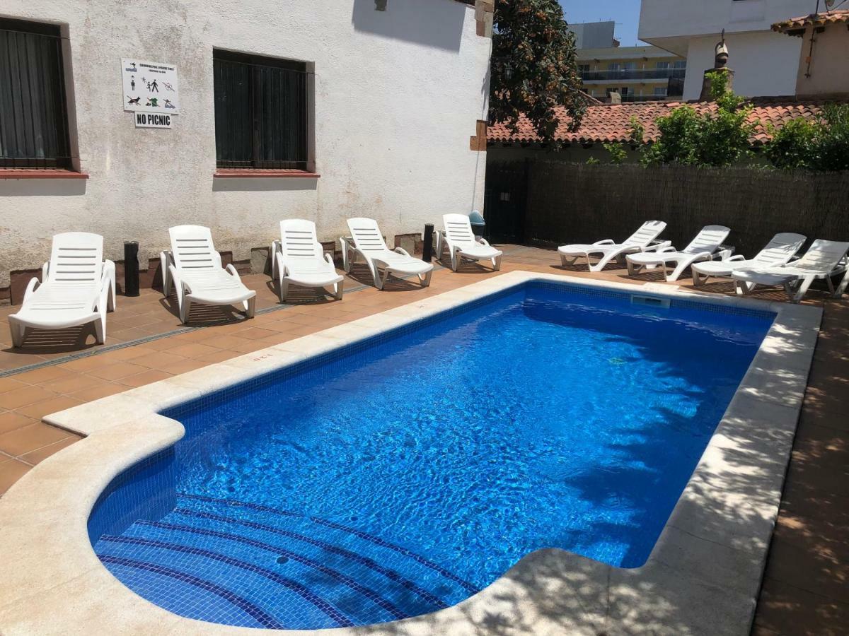 Apartamentos Ar Caribe Lloret de Mar Ngoại thất bức ảnh